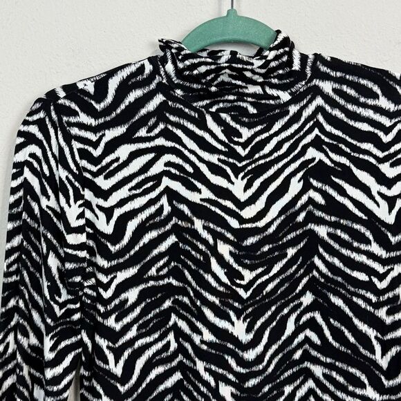 St. John Zebra Stripe Stretchy Turtleneck S - Picture 2 of 9